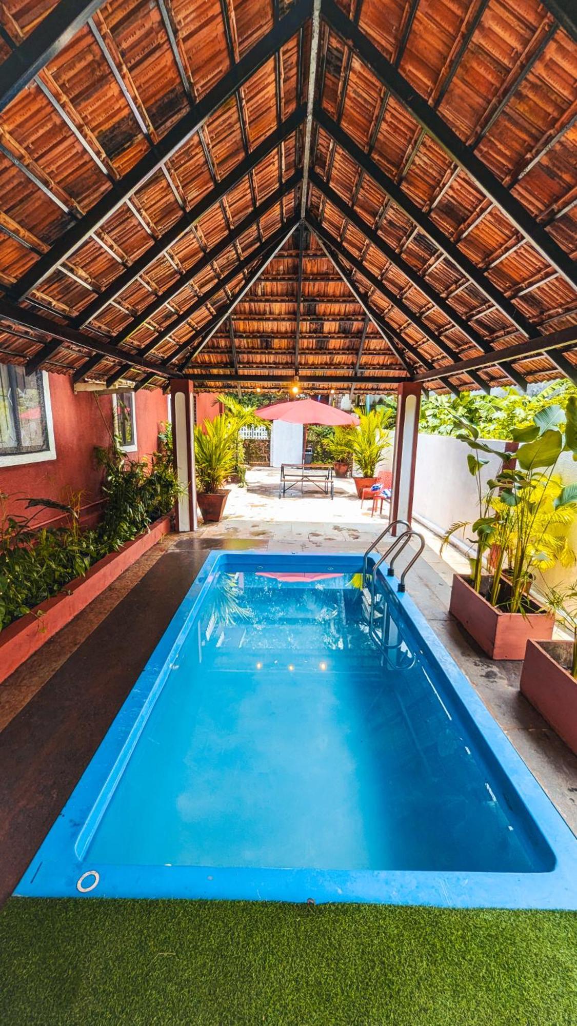 The First House By V3Homestay 4Bhk Private Pool Calangute Buitenkant foto