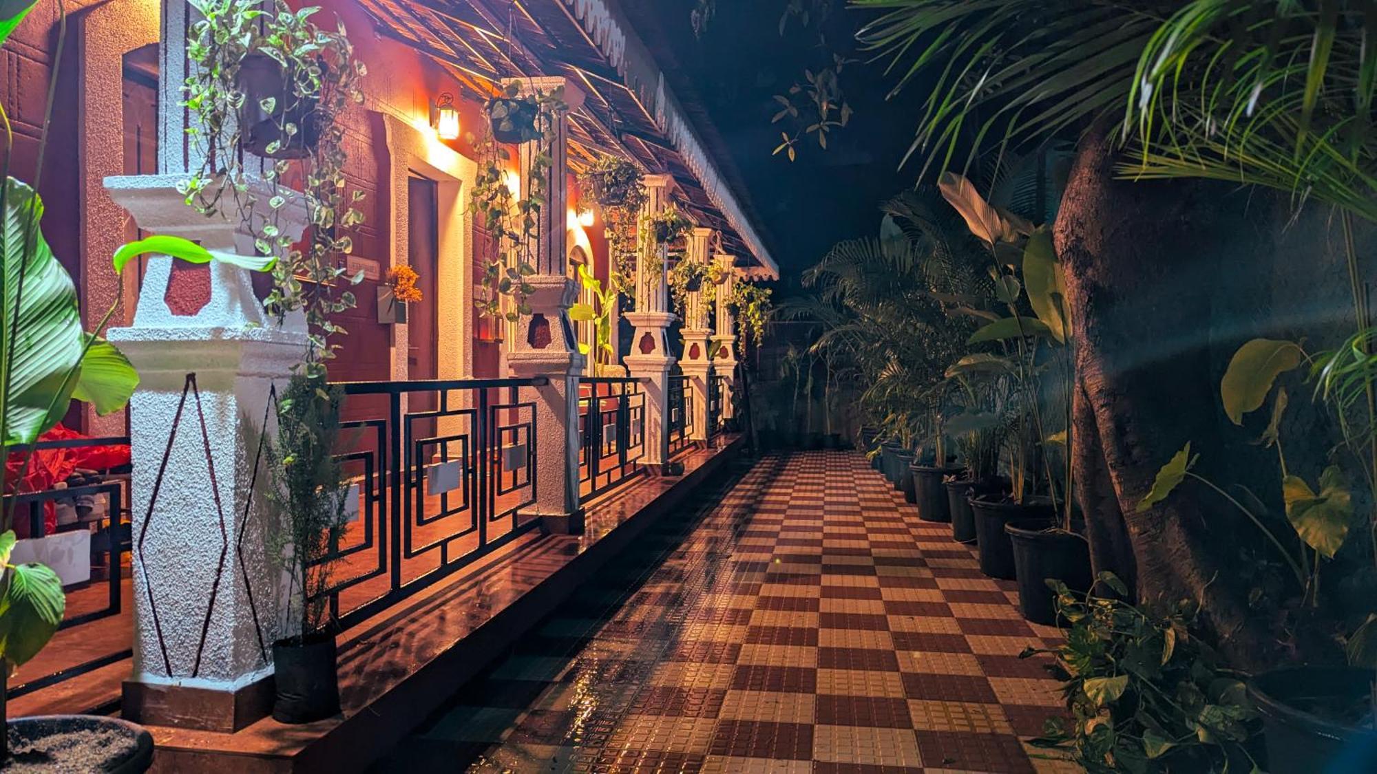 The First House By V3Homestay 4Bhk Private Pool Calangute Buitenkant foto